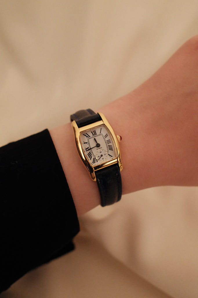 Vintage Citizen Noevir "Tortue" Ladies Gold Watch with Leather Strap