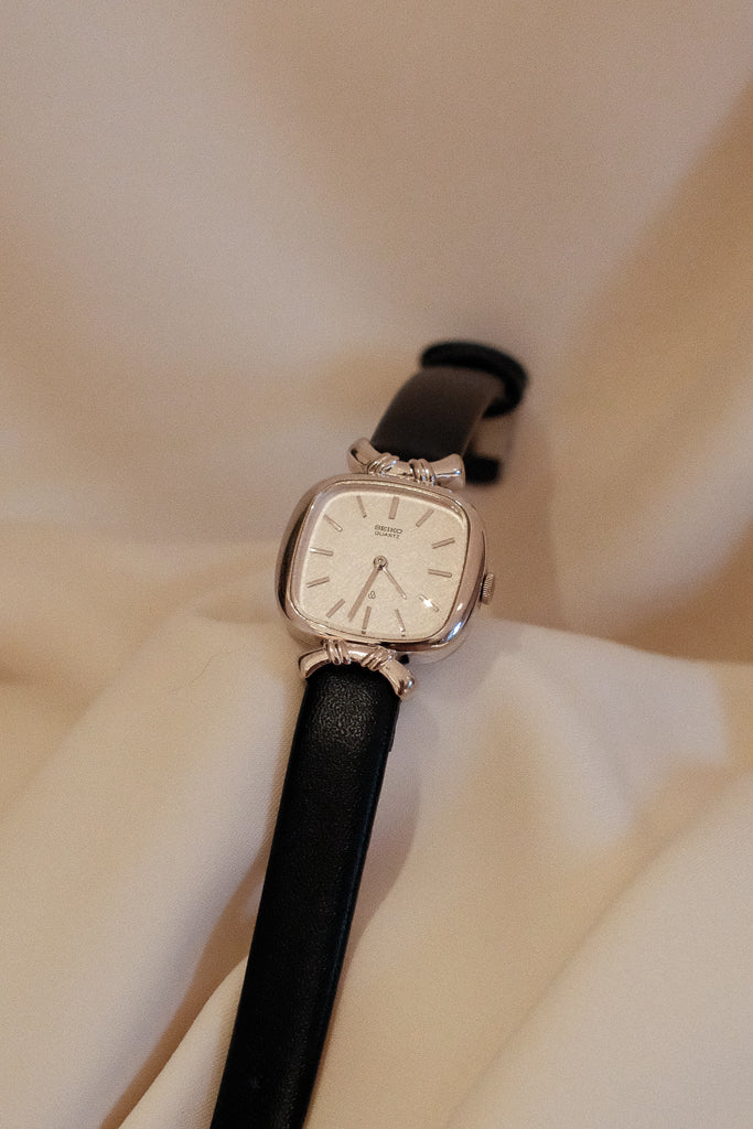 Vintage Seiko Ladies Square Silver Dial Dress Watch