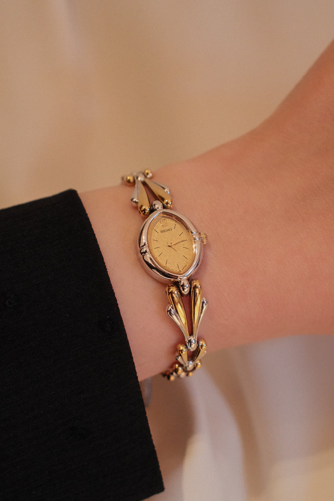Vintage Seiko Ladies Oval Two-Tone Dial Watch