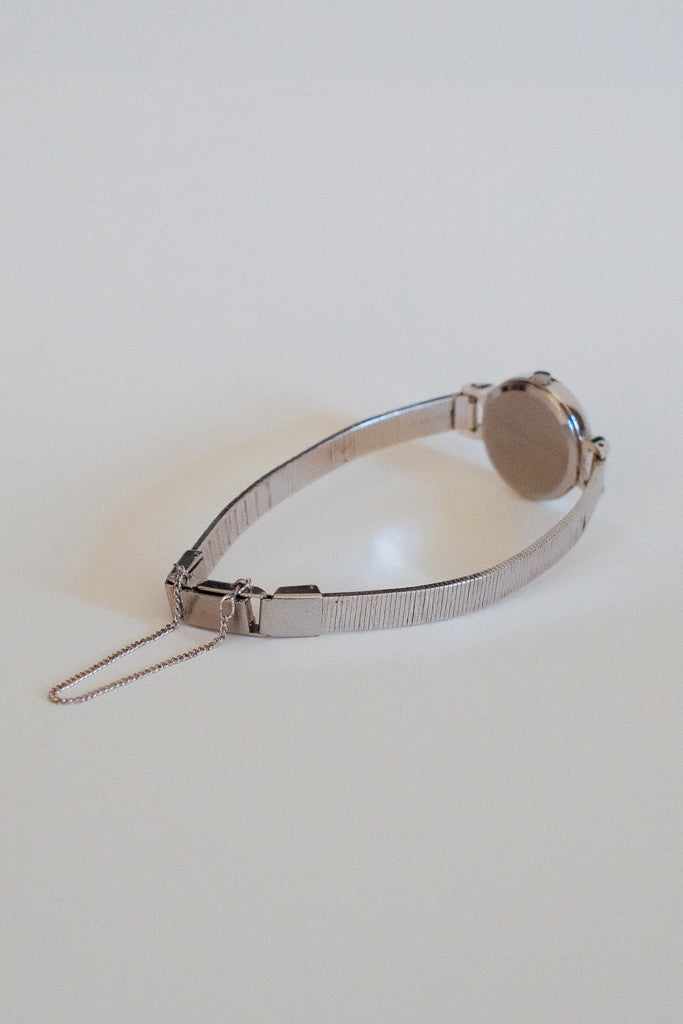 Vintage Seiko Ladies Classic Silver Oval Watch