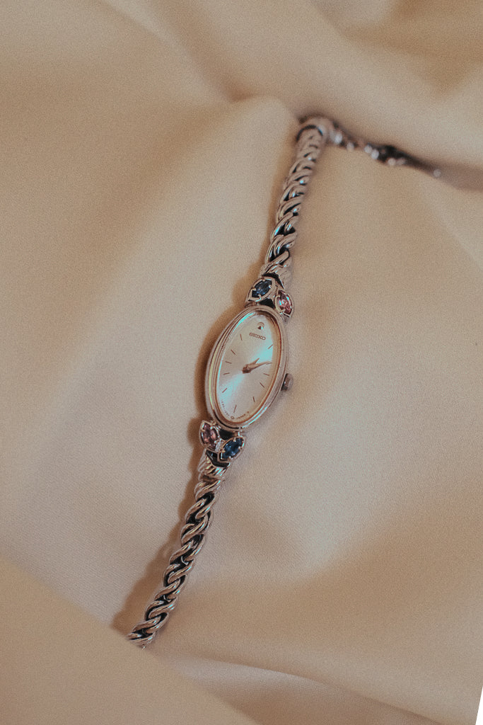 *Rare* Vintage Seiko Ladies Oval Silver Rope Watch with 4-Piece Gemstones