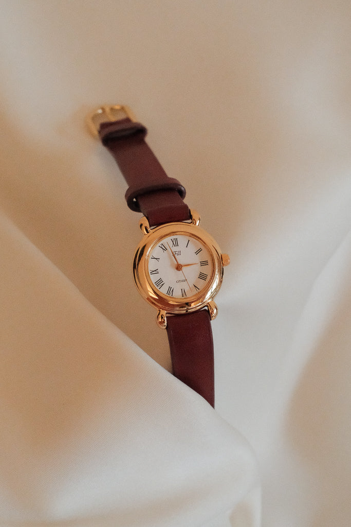 Vintage Citizen Fill Ladies Classic Roman Dial Watch on Red Leather Strap