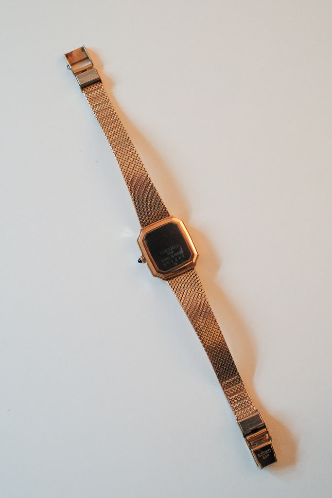 *Rare* Vintage Seiko Ladies Gold Stepped Bezel Watch with Onyx and Amethyst Dial