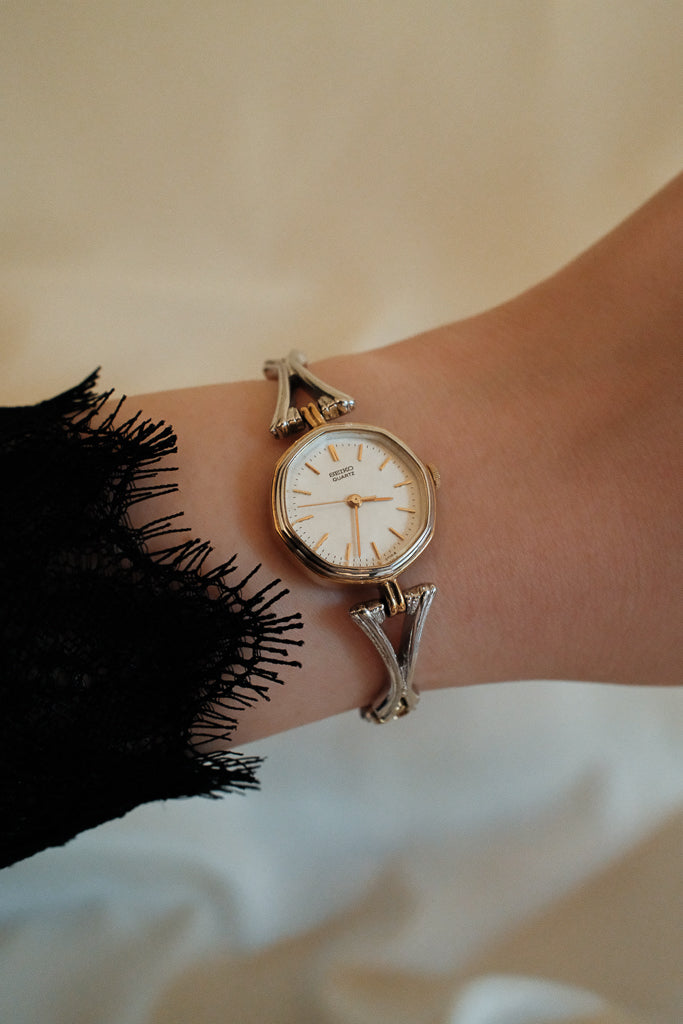 Vintage Seiko Ladies Two-Tone Watch with Star-shaped Links