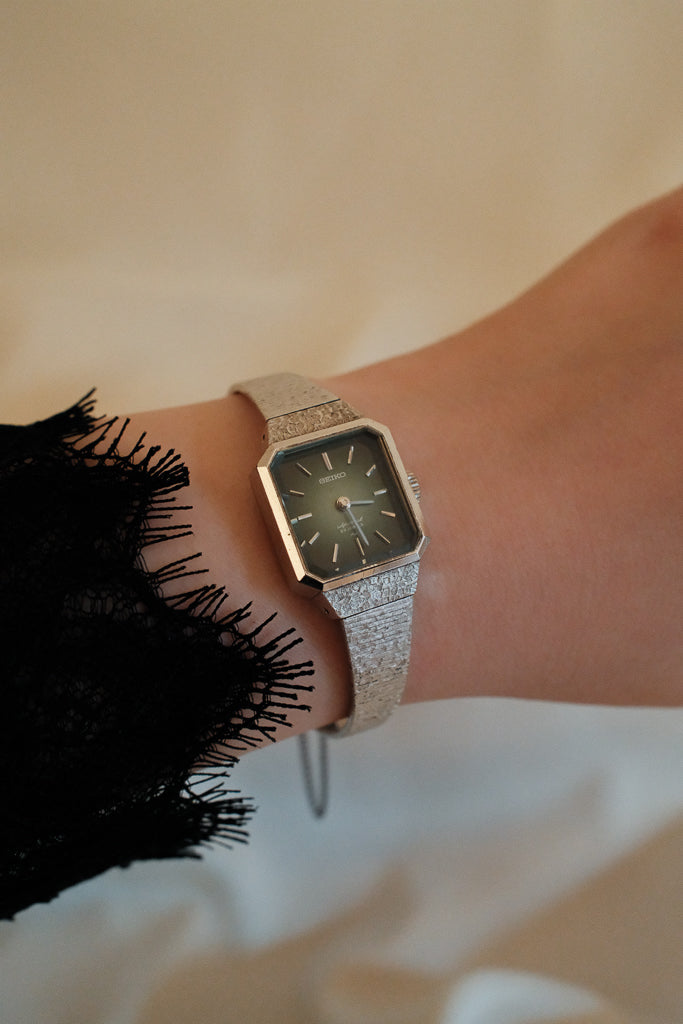 Vintage Seiko Ladies Green Gradient Dial Bracelet Watch