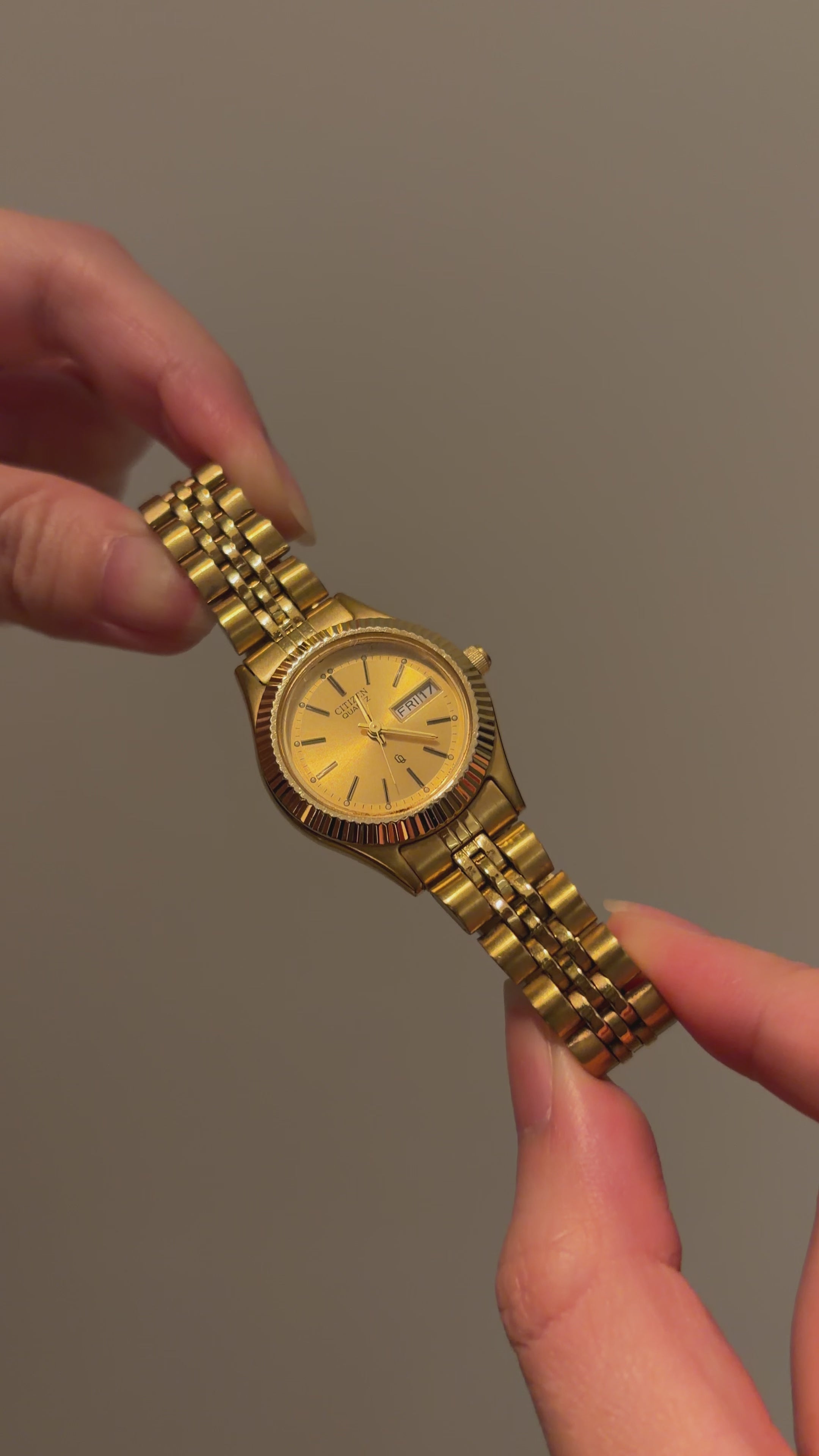 Vintage Citizen Ladies Gold Day-Date Sport Watch