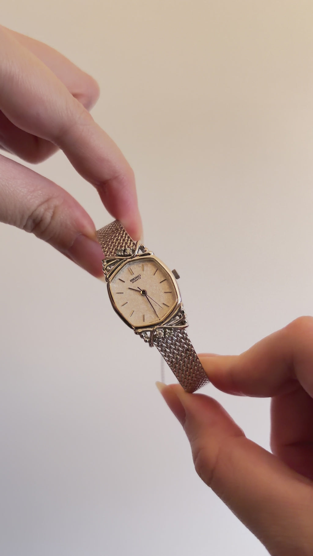 Vintage Ladies Seiko Silver Art Deco Watch with Gems
