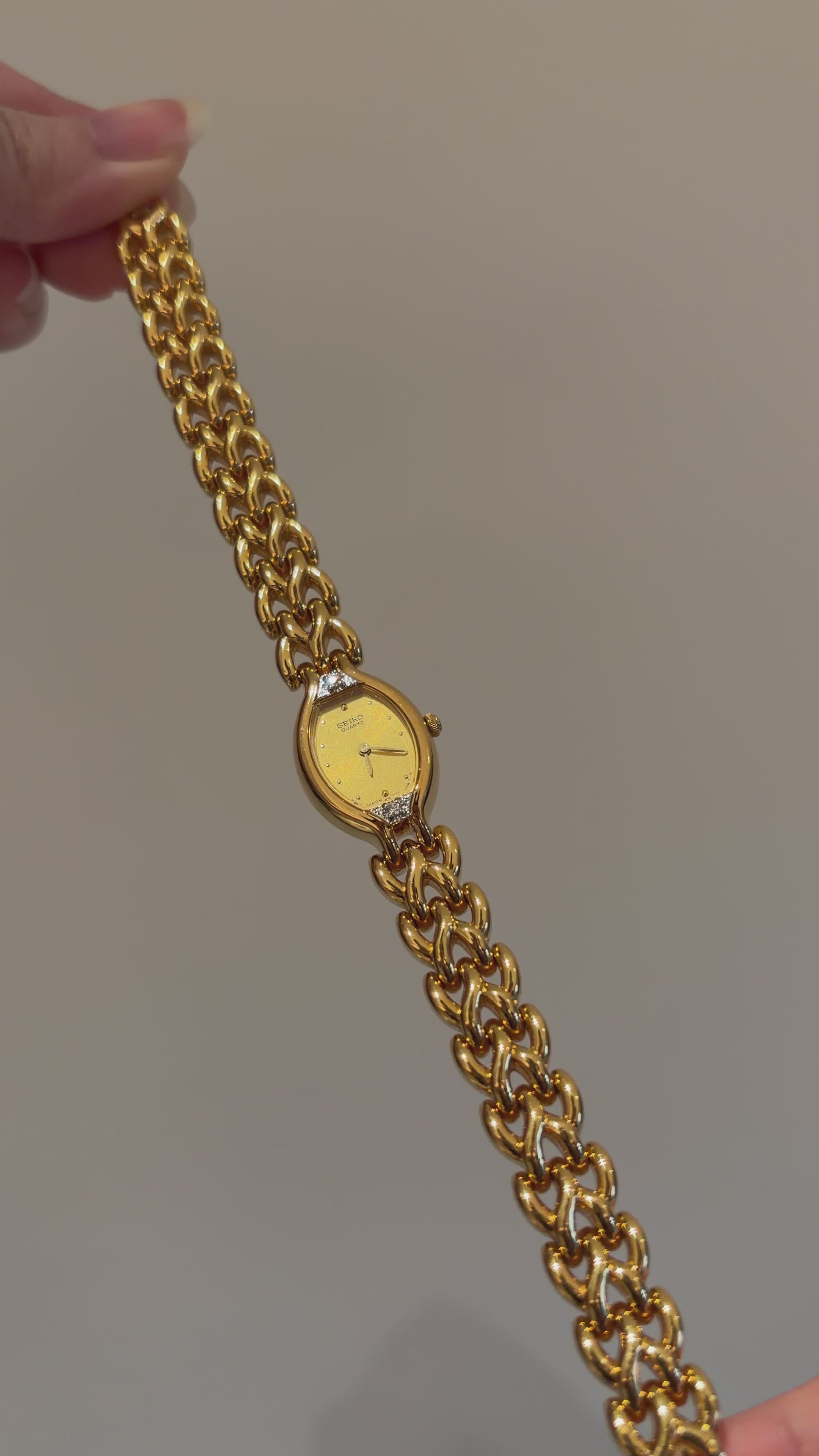 Vintage Seiko Ladies Gold Bracelet Watch with 2 Diamonds