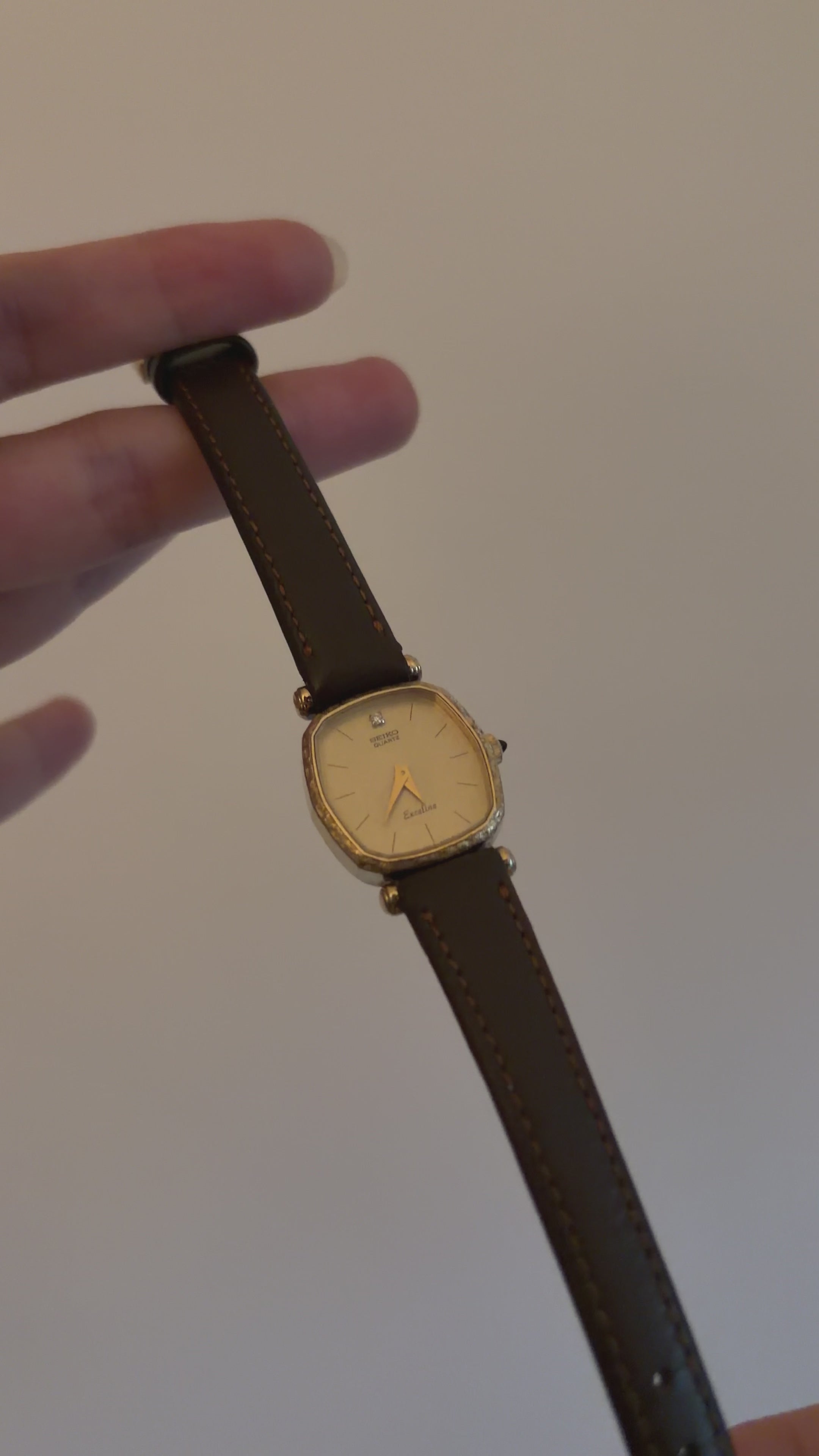 Vintage Seiko Exceline Ladies Gold Dress Watch with Brown Leather Strap